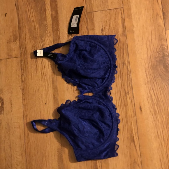 Purple lace bra - Picture 5 of 5